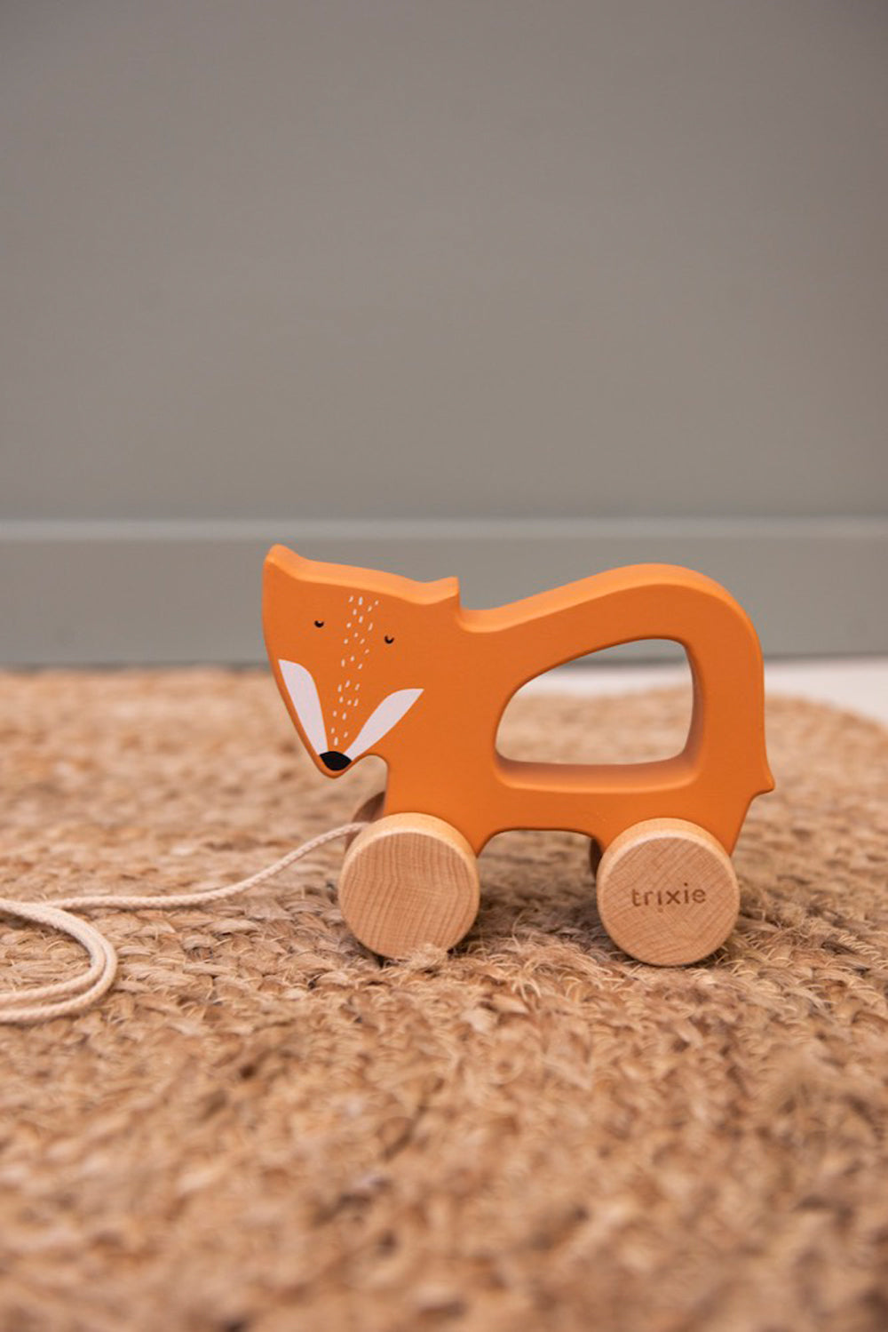 Trixie Nachziehtier Holz PERSONALISIERT mit Name und Datum graviert Motorikspielzeug ab 18 Monate Fuchs