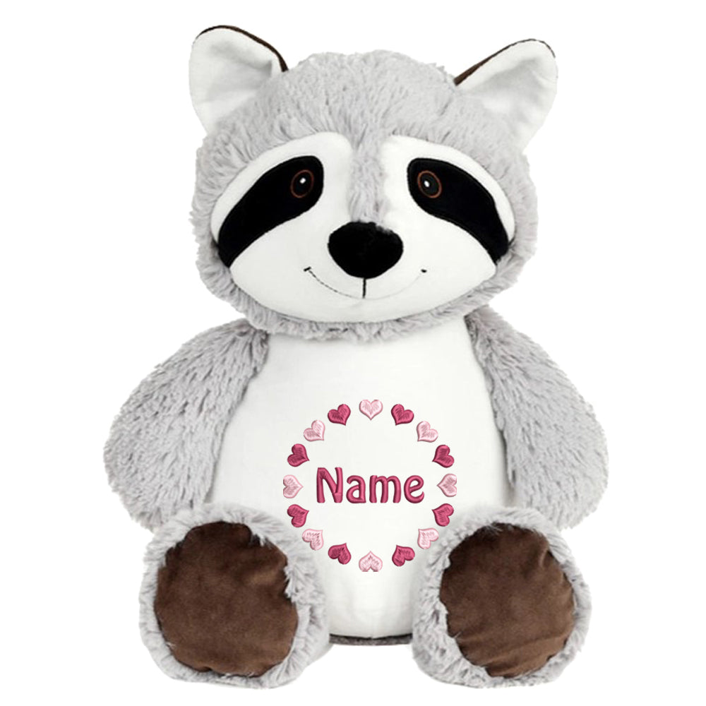 Personalisiertes Stofftier Waschbär Kuscheltier Bestickt Plüschtier zur Geburt Stickmotiv Herzkreis