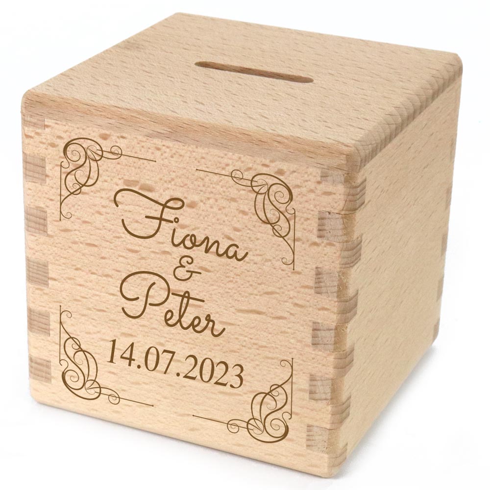 Spardose mit Namen graviert Sparwüfel zur Geburt, Hochzeit, Taufe aus Holz Ornament