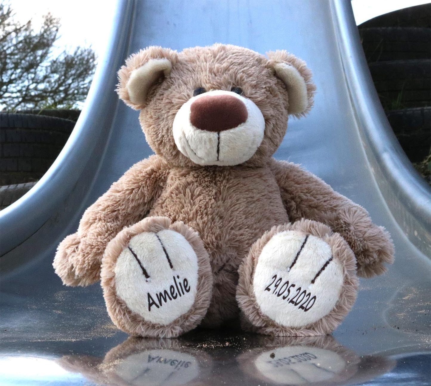 Stofftier Teddy Bär Geschenk mit Namen und Geburtsdatum personalisiert
