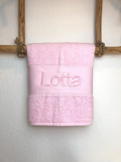 Handtuch Badetuch Badehandtuch aus 100% Baumwolle mit Namen personalisiert Bestickt Rosa