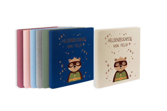 Zeugnismappe mit Namen personalisiert aus Leinen Schulkind Geschenk zur Einschulung Motiv Superheld Bär