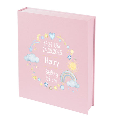 Personalisierte Baby Erinnerungsbox, Regenbogen Design mit Sternen, 33x24cm, Geburtsgeschenk mit Name und Geburtsdaten Kranz