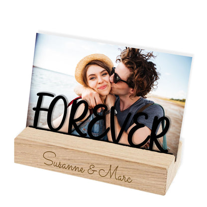 Personalisierter Fotohalter mit 3D-Acrylschrift, Eichenholz, Gravur, Hochzeitsgeschenk für Paare, Geschenk Pärchen