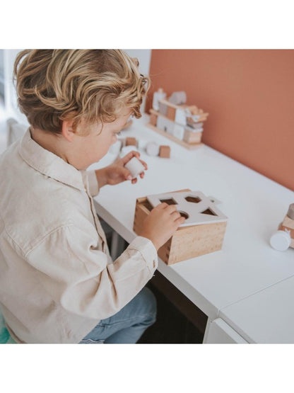 Formenspiel Sortierbox aus Holz beige personalisiert mit Name und Datum Baby Geschenk mit Gravur