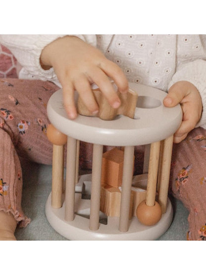 Sortierspiel aus Holz personalisiert mit Name Sortierbox Steckspiel ab 12 Monate Geschenk zur Geburt beige