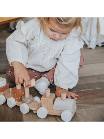 Holzzug Holz Eisenbahn beige personalisiert mit Name und Geburtsdaten Baby Geschenk mit Gravur