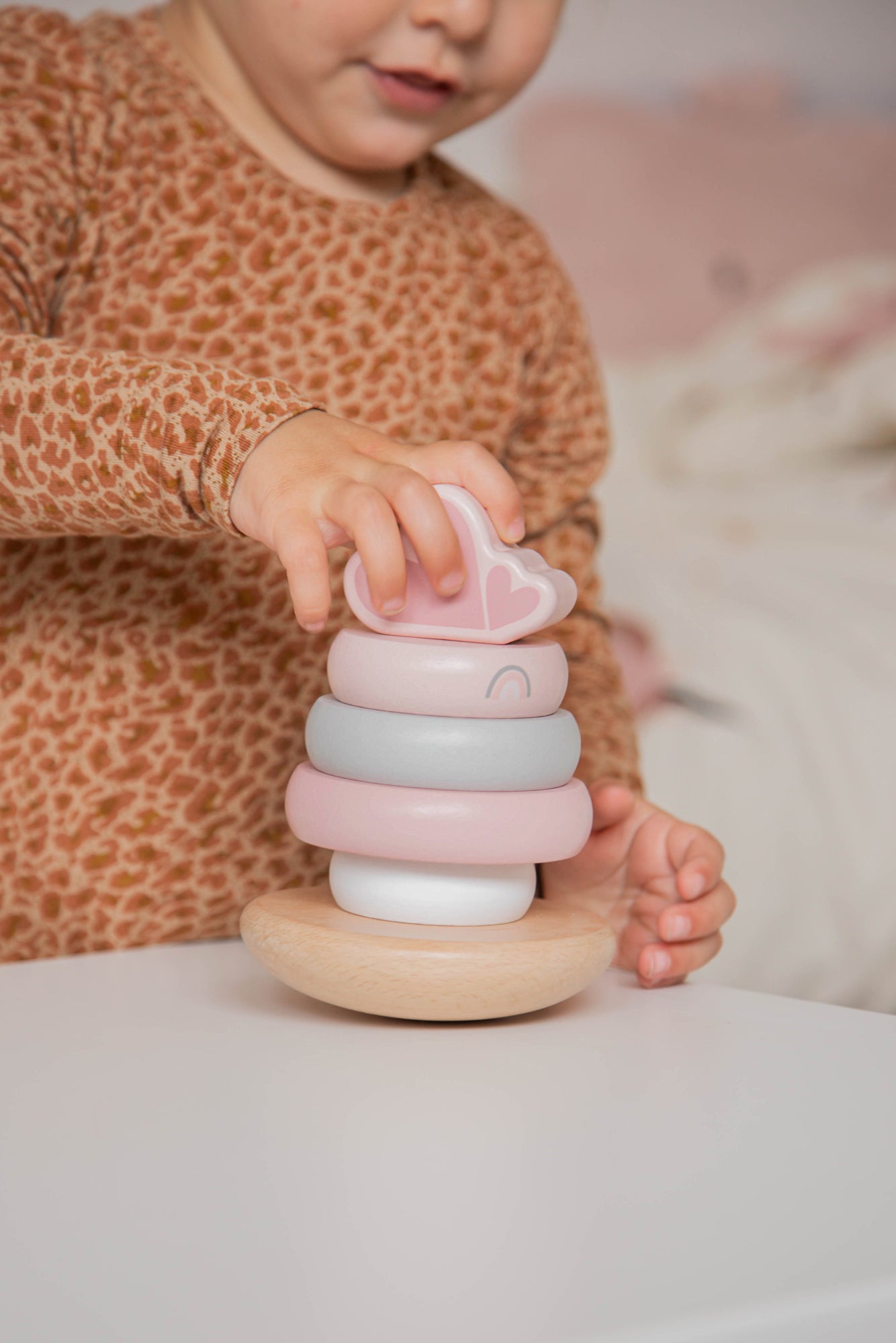 Holz Stapelturm rosa personalisiert mit Name und Geburtsdaten Baby Geschenk mit Gravur Geschenk zur Geburt oder Taufe