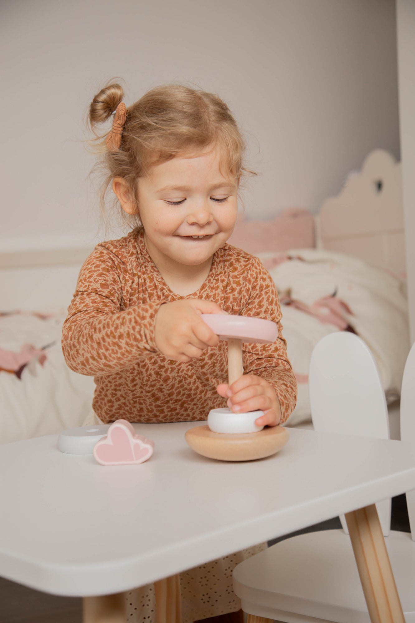 Holz Stapelturm rosa personalisiert mit Name und Geburtsdaten Baby Geschenk mit Gravur Geschenk zur Geburt oder Taufe