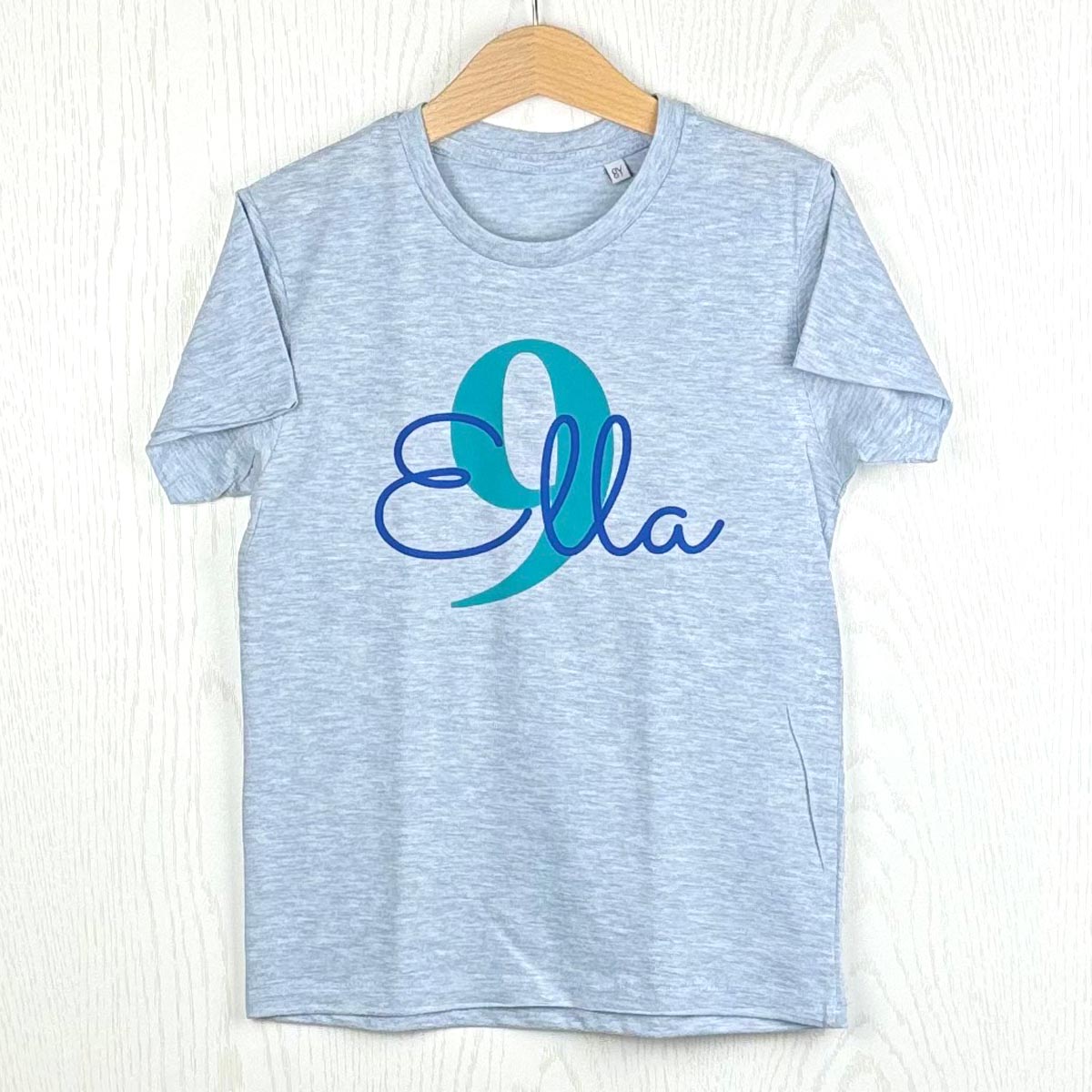 GEBURTSTAGSSHIRT für Baby und Kind mit Namen personalisiert T-Shirt aus Baumwolle Hellblau meliert