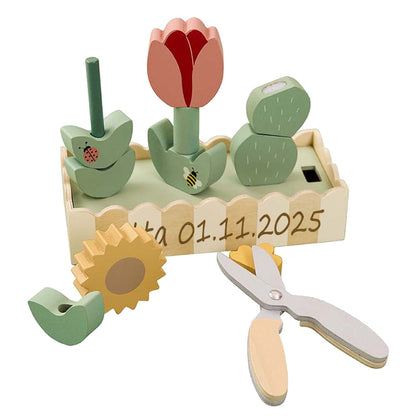 Stapelspielzeug Blumen aus Holz, personalisiert, Kreatives Gartenset mit Sonnenblume, Tulpe & Kaktus, Gartenschere und Holzbox