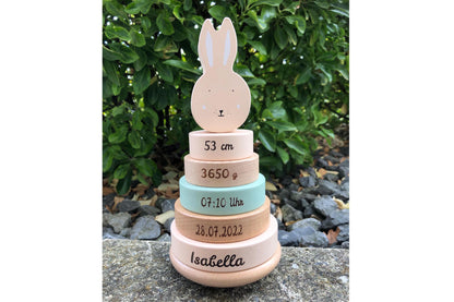 Personalisierter Stapelturm aus Holz von Trixie mit Namen und Geburtsdaten graviert Geburtsgeschenk HASE